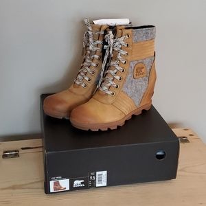 Sorel Lexie Wedge Camel Brown